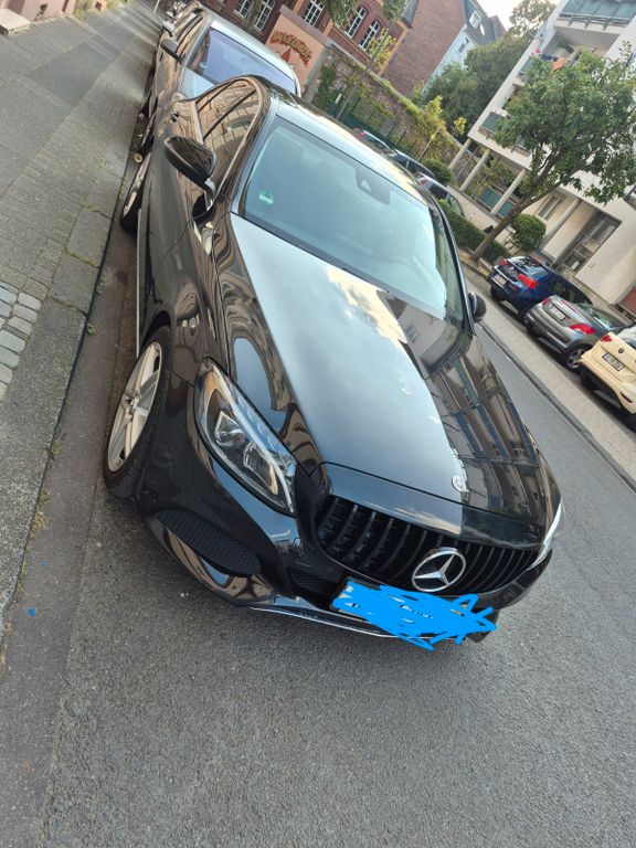 Image of Mercedes-Benz C 220