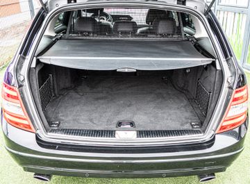 Fahrzeugabbildung Mercedes-Benz C 350 CDI T-Modell PANO|NAVI|SPURH.|SHZ|TEMPOMAT