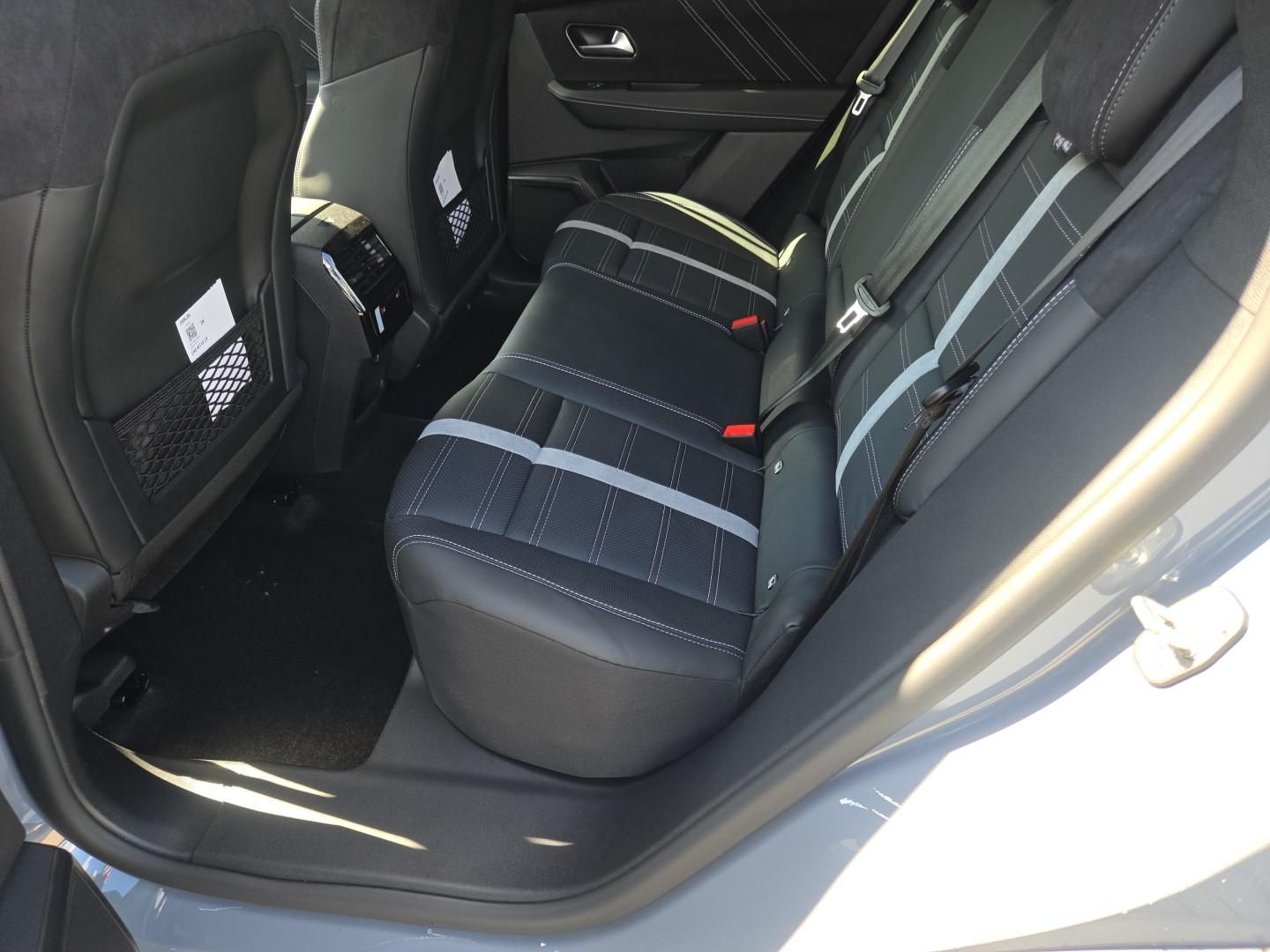 Opel Grandland (X) - Bild 8