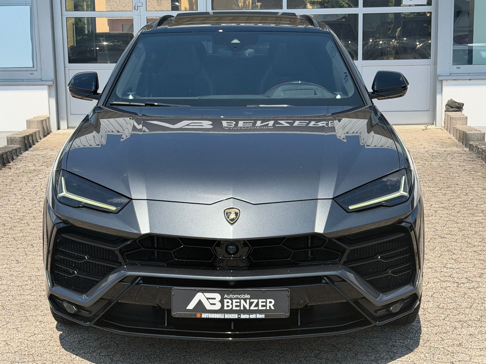 Fahrzeugabbildung Lamborghini Urus/PANO/23ZOLL/B&O-3D/360KAM/HEAD-UP