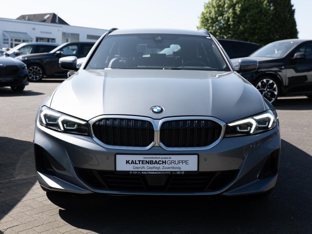BMW 330d Touring xDrive FACEL. AHK HUD LED ACC NAVI