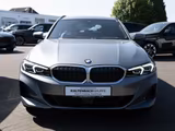 BMW 330d Touring xDrive FACEL. AHK HUD LED ACC NAVI - BMW 330: Kombi, 330d Xdrive