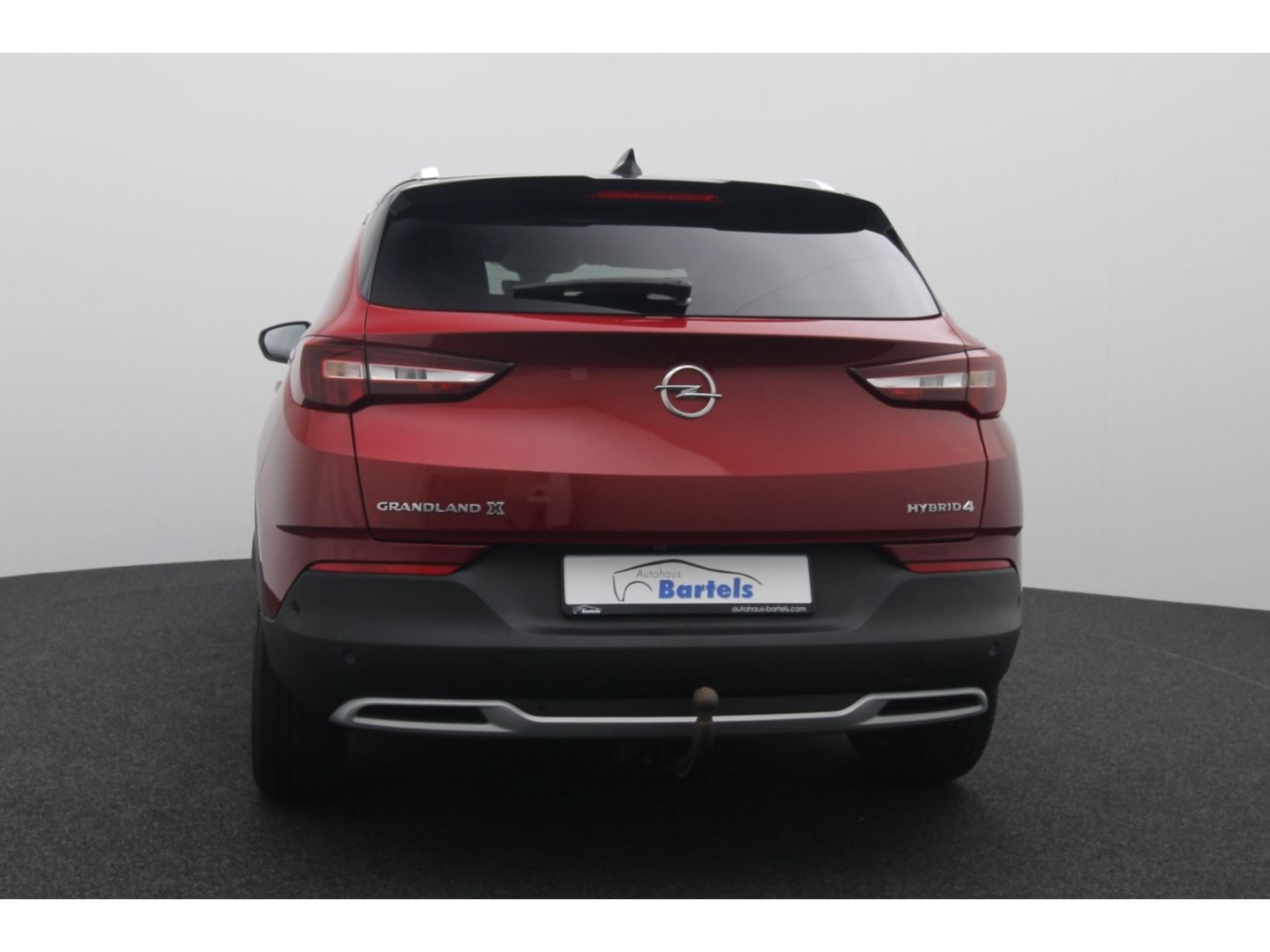 Fahrzeugabbildung Opel Grandland 1.6 Ultimate Plug-in-Hybrid 4 ACC AHK