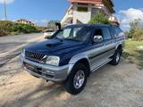 Mitsubishi L200 DOUBLE CAB - Mitsubishi L200: Blau