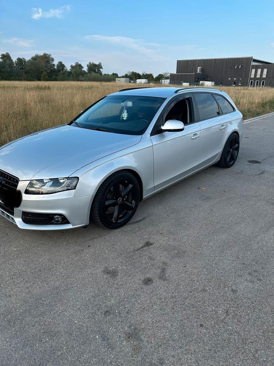 Audi A4 2010 — photo 5