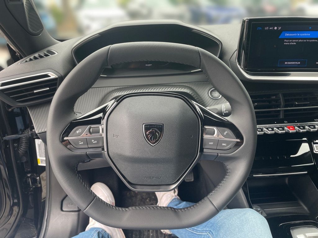 Peugeot 2008 - Bild 9