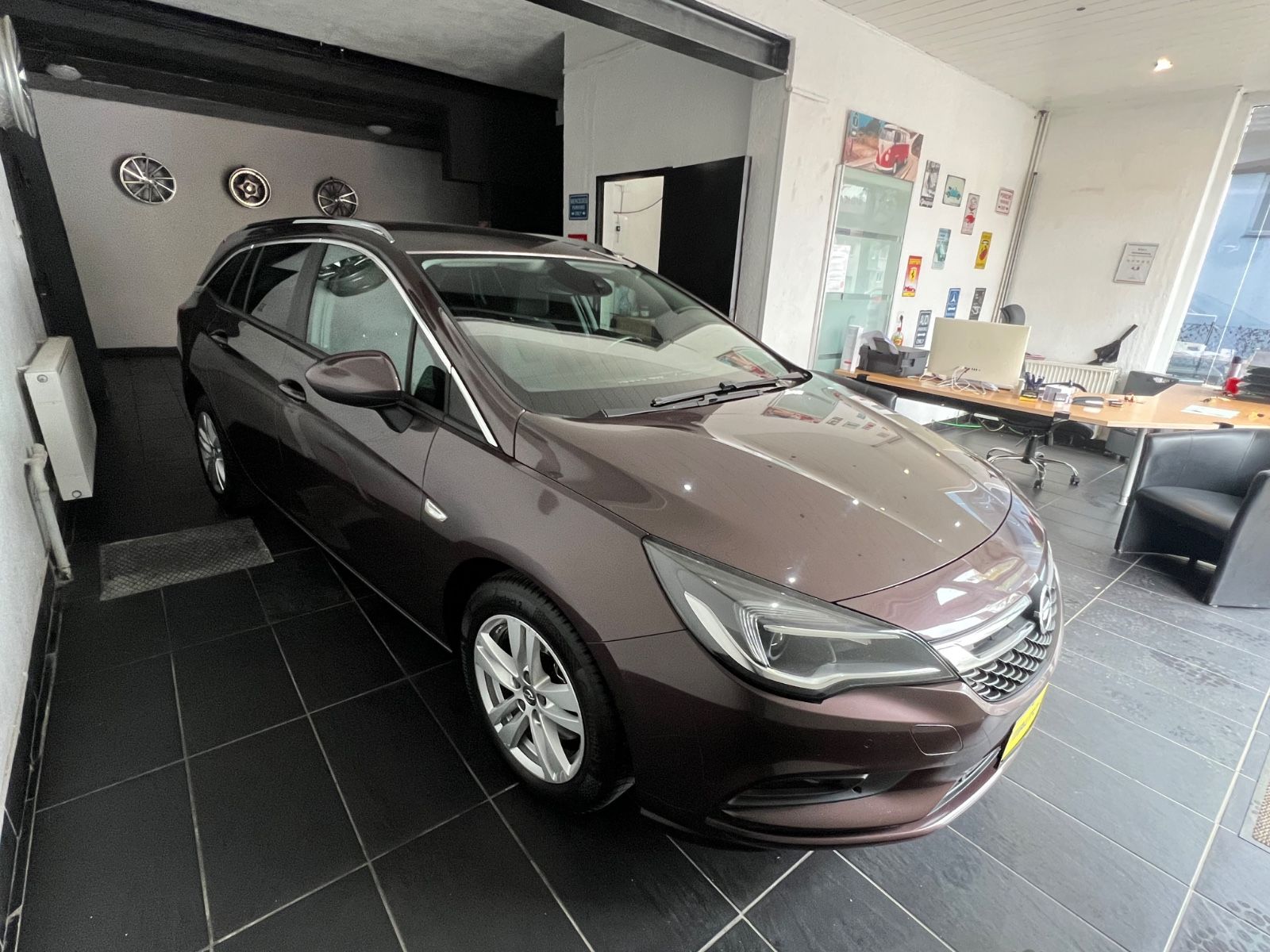 Fahrzeugabbildung Opel Astra K Sports Tourer Business *SONDERLACK*LED*