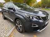 Peugeot 5008 Allure Business - blaue Peugeot 5008
