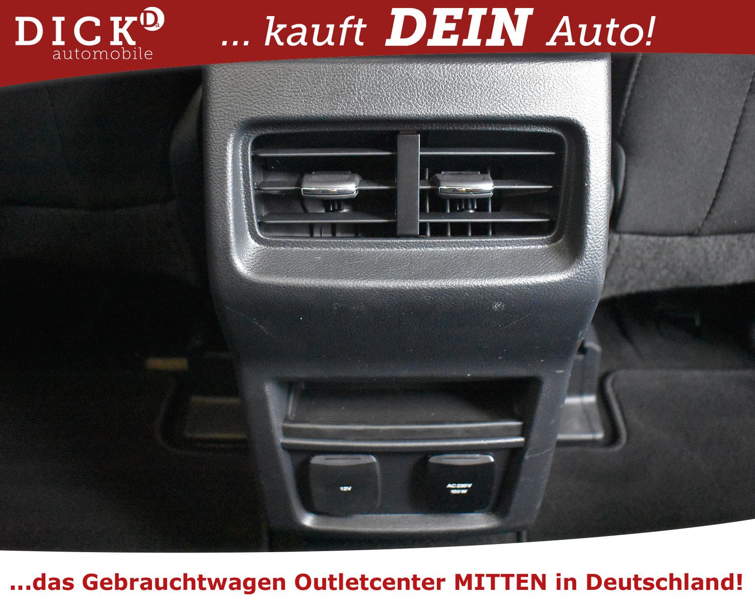 FORD S-Max 2.0d Titan PANO+NAVI+KAM+AHK+SHZ+ - Image 23