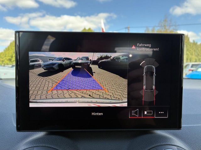 Q2 1.0 TFSI MATRIX+CAM+SHZ
