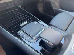 Fahrzeugabbildung Mercedes-Benz GLA 250e Style