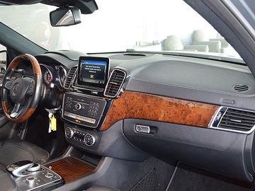 Mercedes GLE 500 - 12