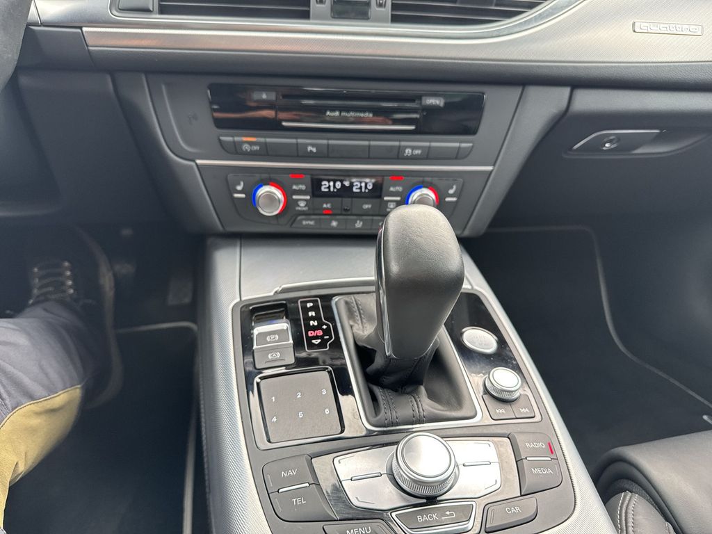 AUDI A6 Avant 2.0 TFSI quattro S-line Matrix Pano Ahk AUDI A6 Avant 2.0 TFSI quattro S-line Matrix Pano Ahk