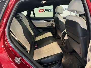 BMW X6 - 12