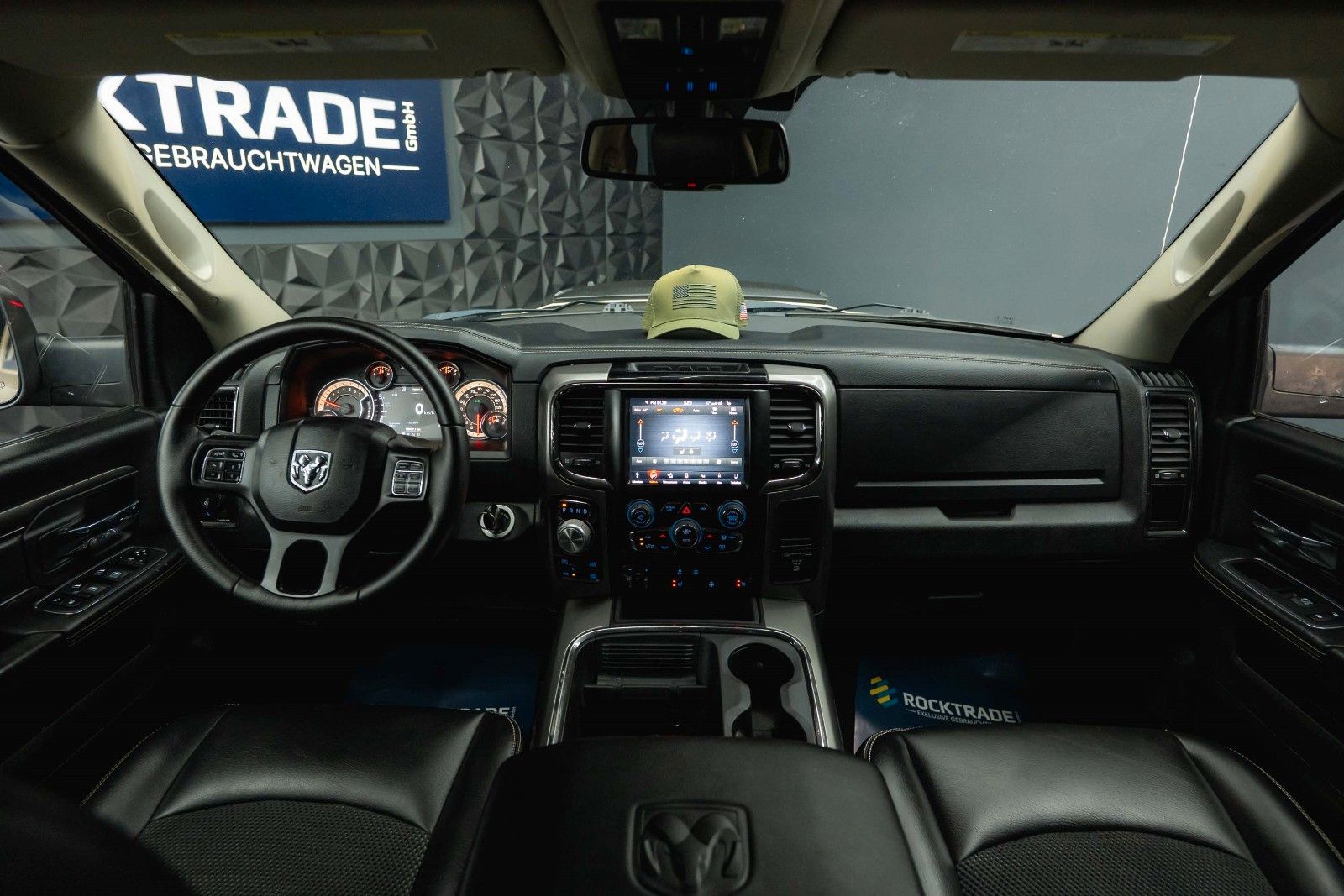 Fahrzeugabbildung Dodge RAM 5.7 V8 HEMI 4x4 RAPTOR LONGBED HARDTOP LED