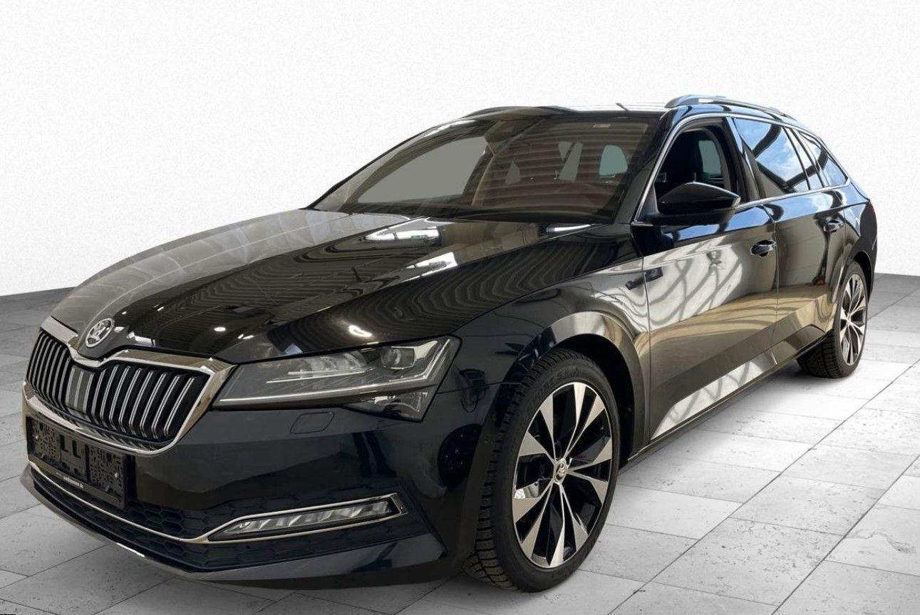 Fahrzeugabbildung SKODA Superb Combi 2.0D PREMIUM 4X4 NAVI/LED/KAMERA/SH