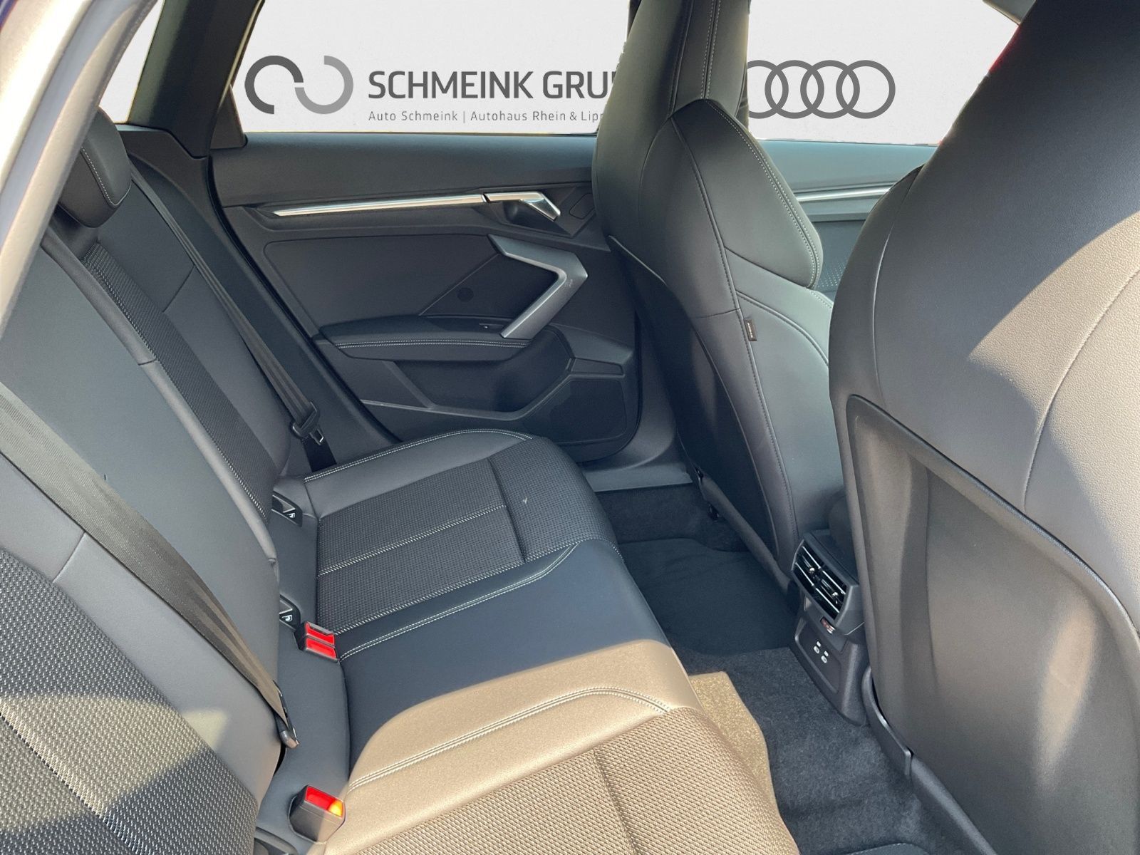 Audi A3 Sportback 35 TDI S line Matrix AHK Memory foto 19
