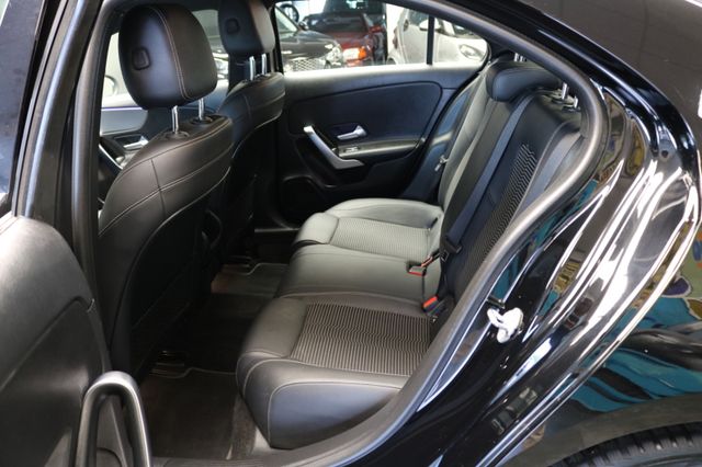 A 250 A Limousine A 250/PDC/NAVI/LEDER – Vorschau 17
