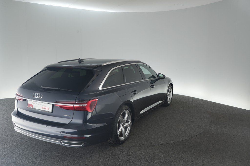 Audi A6 Avant 50 TFSIe qu S tronic S line MMI Navi + imagem 2