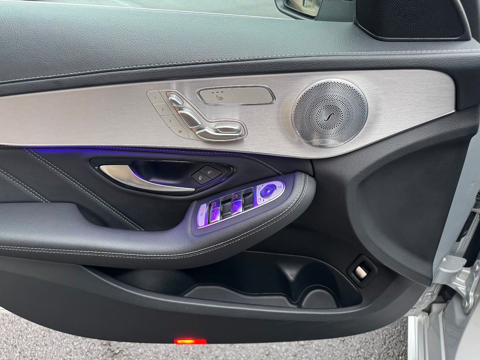 Fahrzeugabbildung Mercedes-Benz C 63 AMG T Pano+Burmester+Distr+Memory+RFK