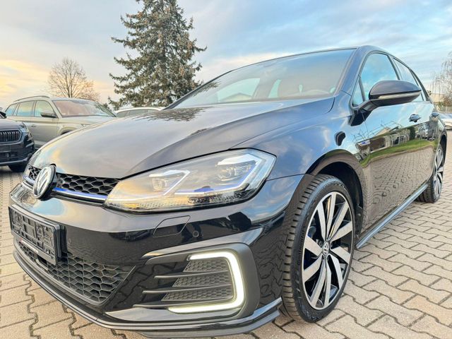 Volkswagen Golf Lim 1.4 TSI GTE Hybrid LED Navi AHK Virtual