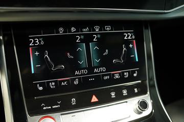 2020 AUDI SQ8 — миниатюра 32