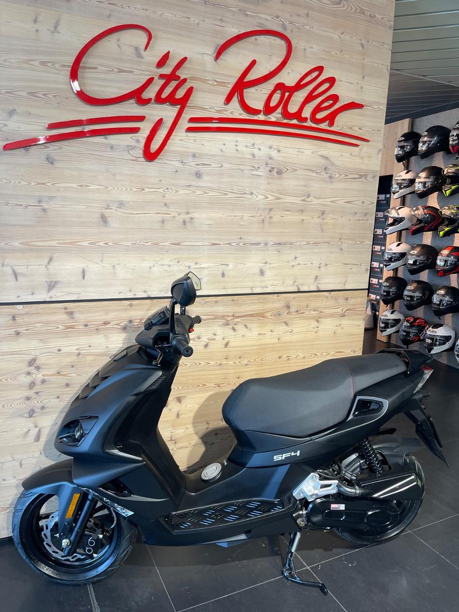 Peugeot SPEEDFIGHT 4  50 Sportline // offizielle Modelle