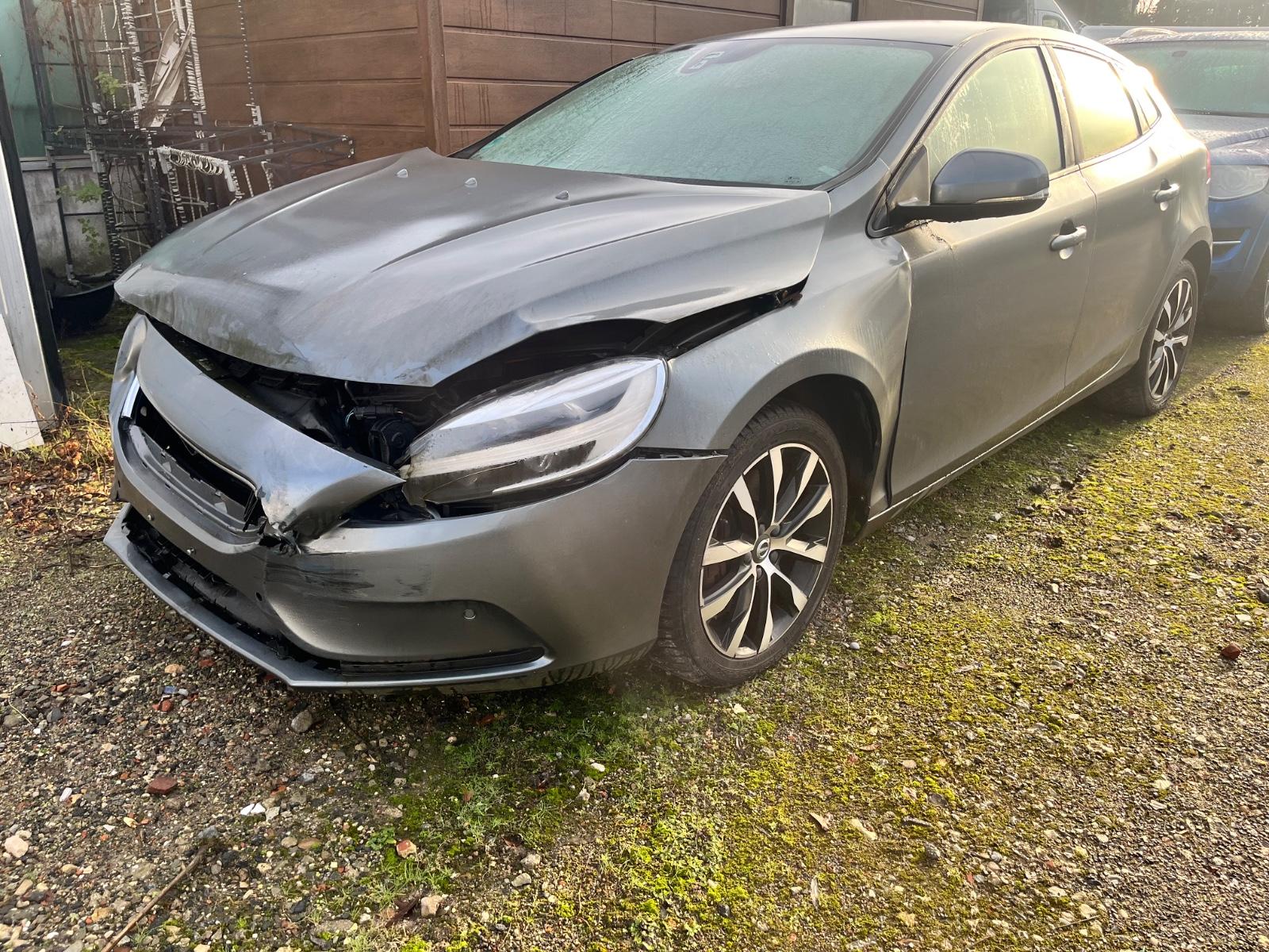 Volvo V40 Momentum -Automatık