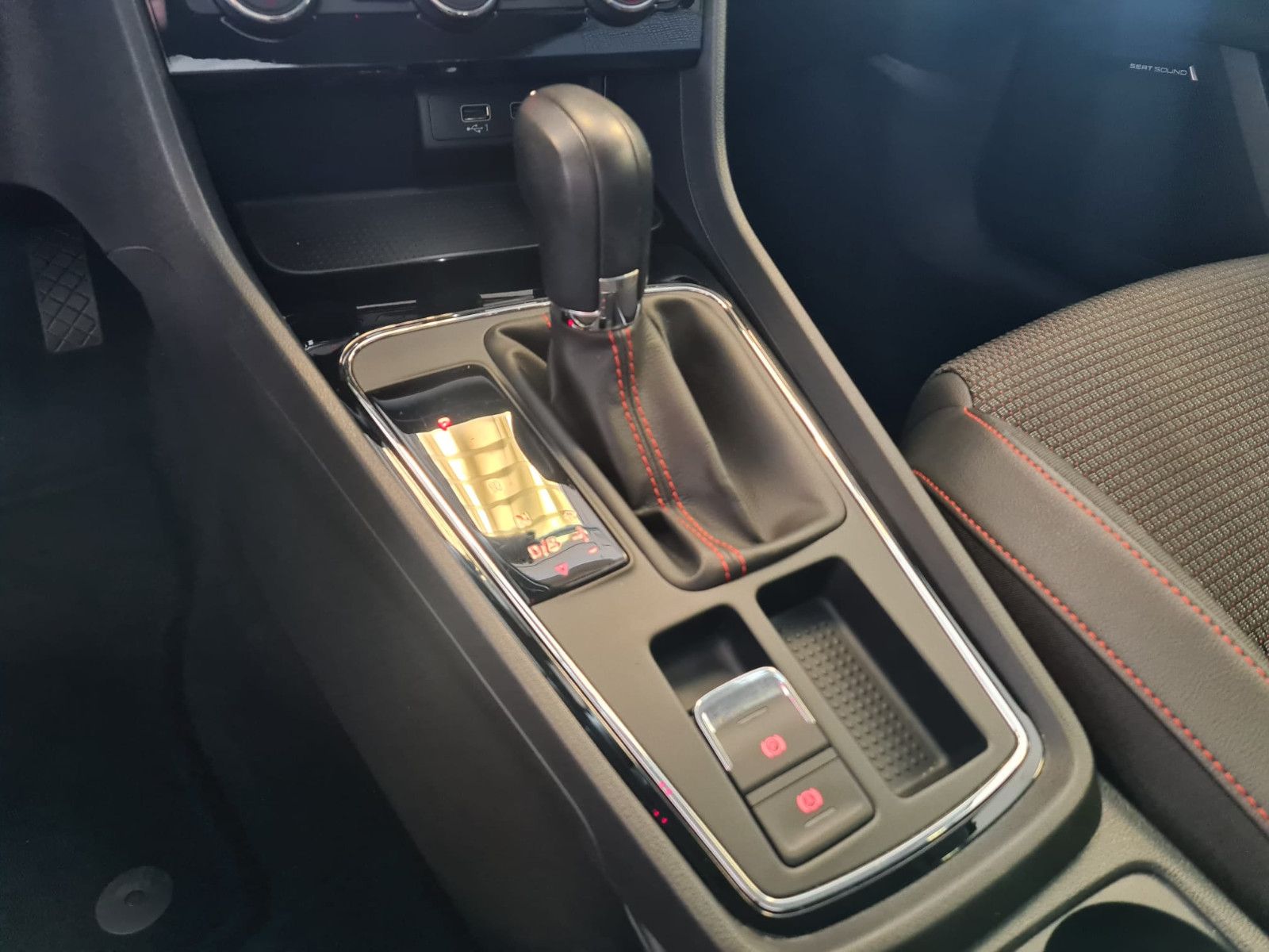 Fahrzeugabbildung SEAT Leon ST FR / KAMERA / SCHECKHEFT / GEPFLEGT