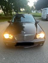 Mercedes-Benz C 230 CLASSIC Classic - Mercedes-Benz C 230 aus 2005