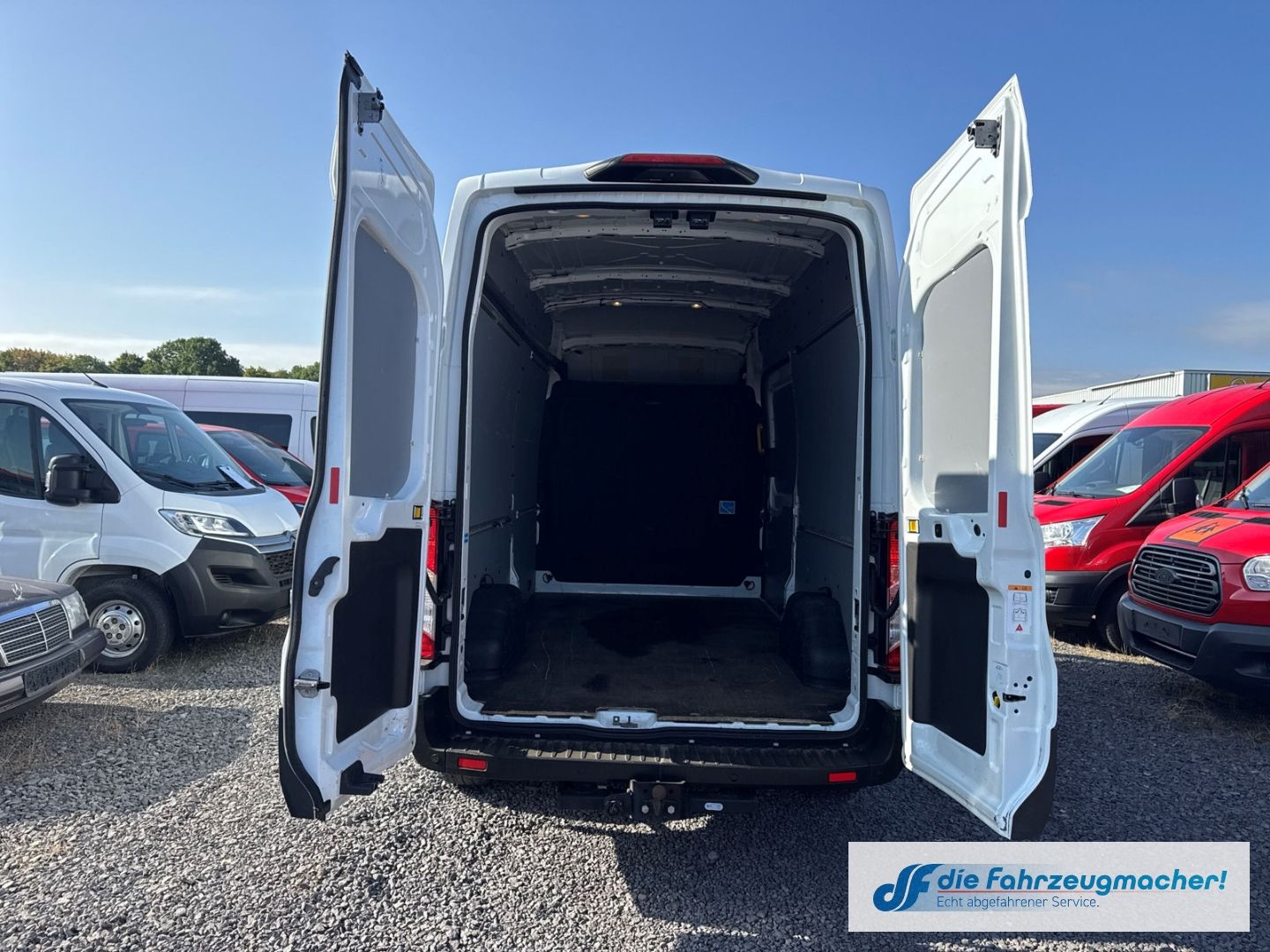 Fahrzeugabbildung Ford Transit Kasten 350 L3 Trend Apple CarPlay Androi