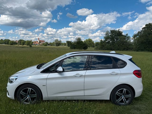 BMW 218 Active Tourer 218i Sport Line Sport Line