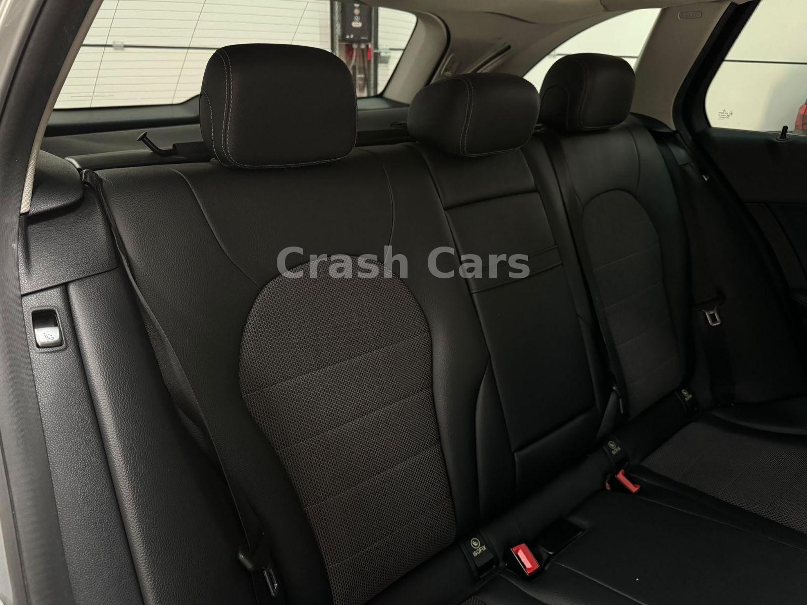 Mercedes-Benz C220 2015 — photo 25