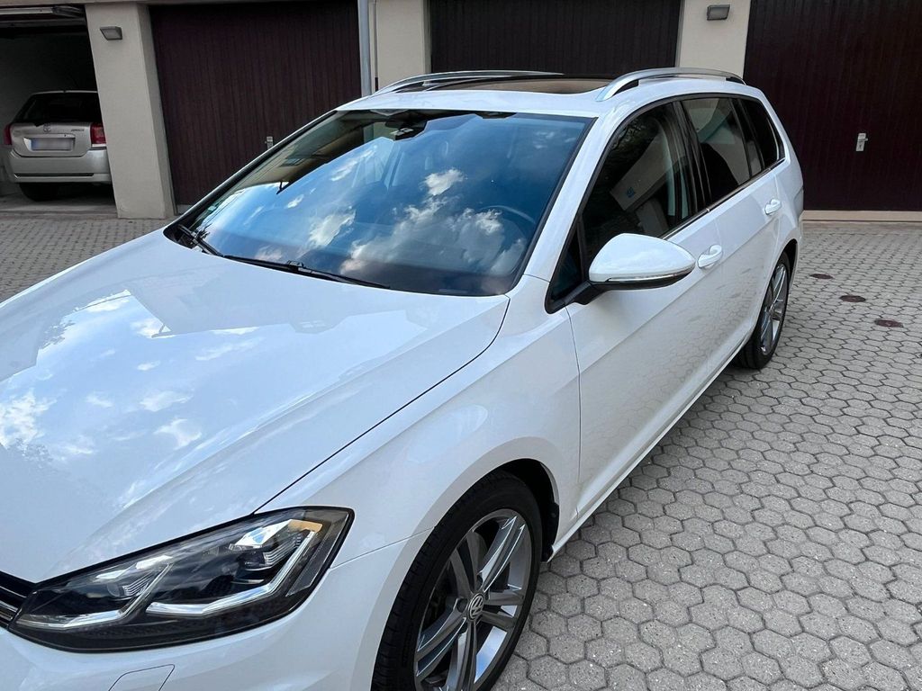 Image of Volkswagen Golf