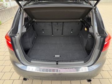 BMW 220 - 12