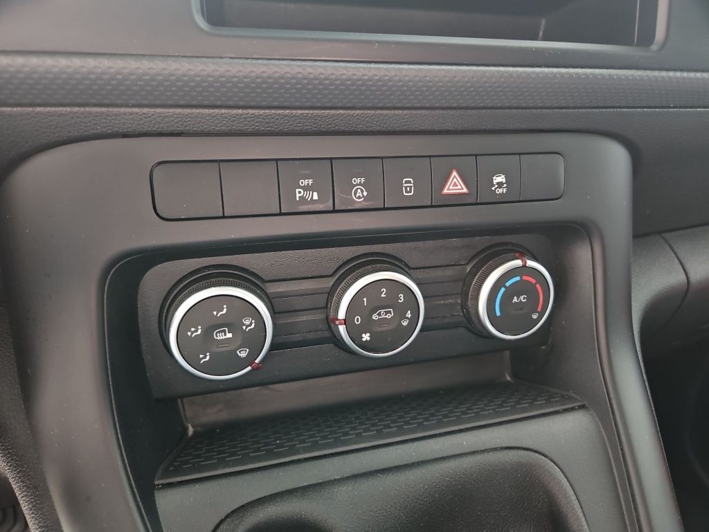 Fahrzeugabbildung Mercedes-Benz Citan 108 Kasten BASE Standard Klima PTS hi.