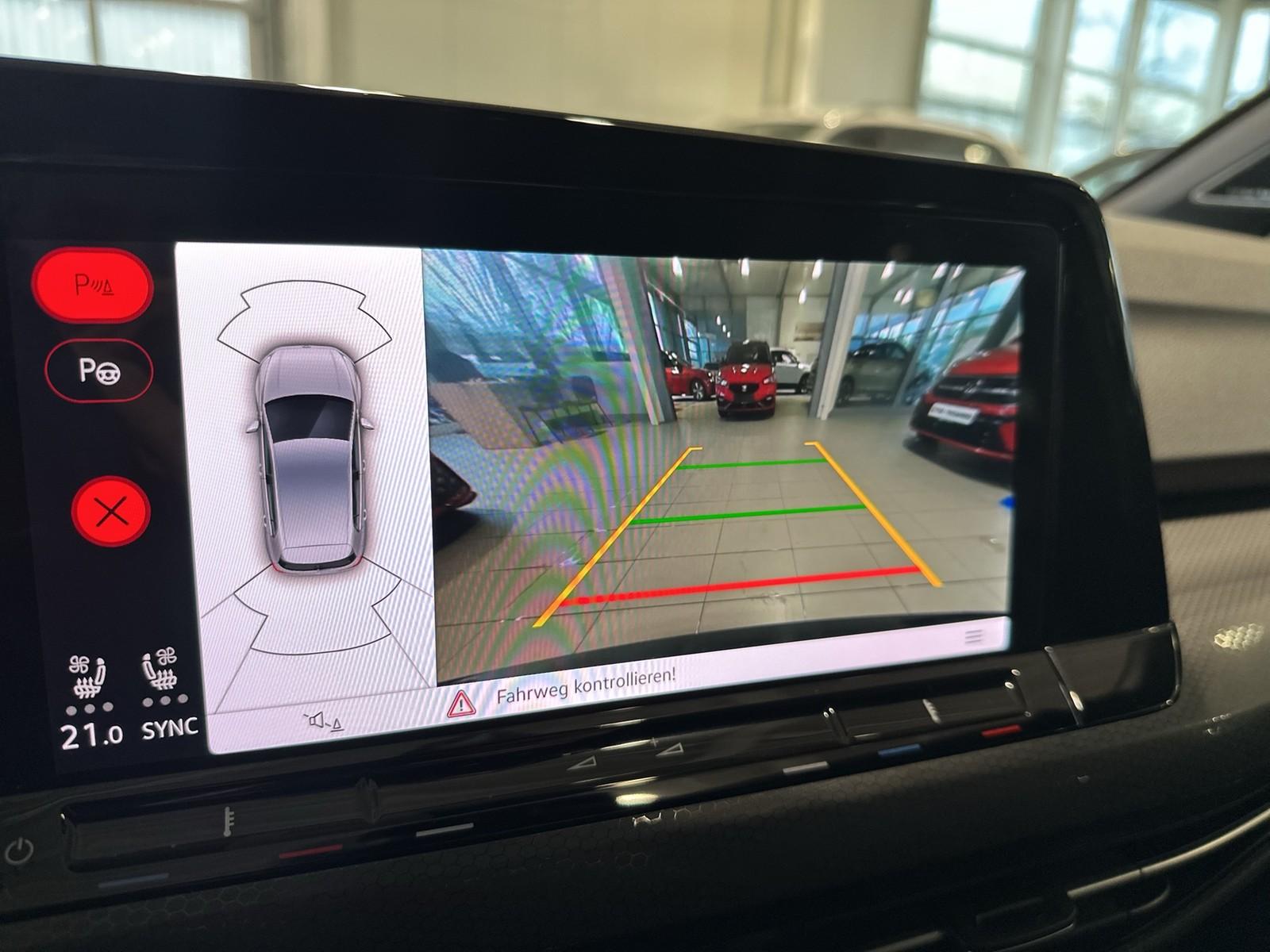 Volkswagen Golf VIII GTI DSG Matrix Leder Navi HuD H&K Kam, миниатюра 20