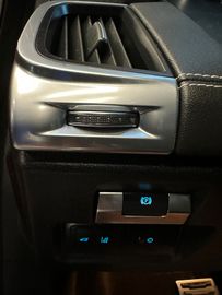 Jaguar E-PACE *R-Dynamic*S AWD*Kamera*Leder*