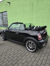 MINI Cooper S Cabrio  JCW LOOK - MINI Cooper S Cabrio von privat