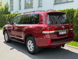 Toyota Land Cruiser 4.6 V8 Limited - Toyota Land Cruiser aus 2016