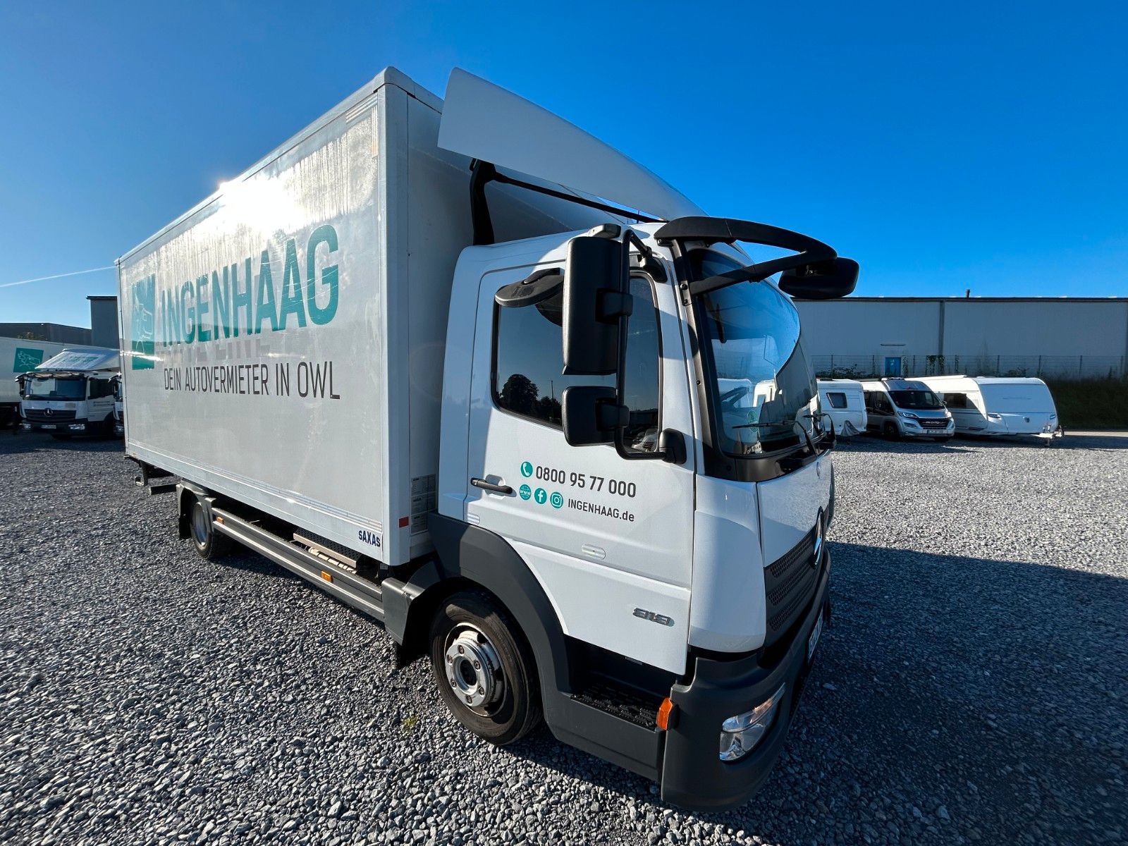 Fahrzeugabbildung Mercedes-Benz Atego 818 L Koffer  LBW  Automatic AHK
