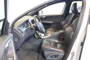 Volvo XC60 Summum XEN+LEDER+KAM+MEM+PANO+20"