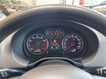 Audi A3 Sportback 1.8 TFSI Attraction *NAVI*PDC*TÜV*
