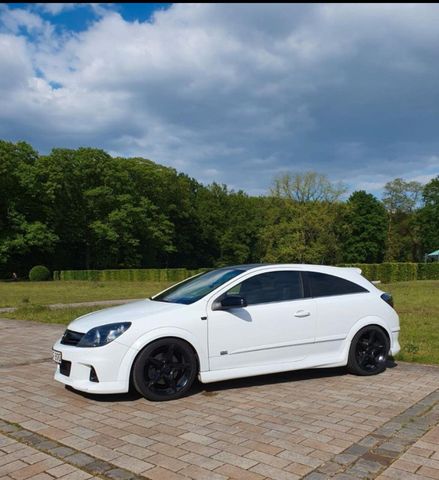 Opel Astra Gtc Opc line