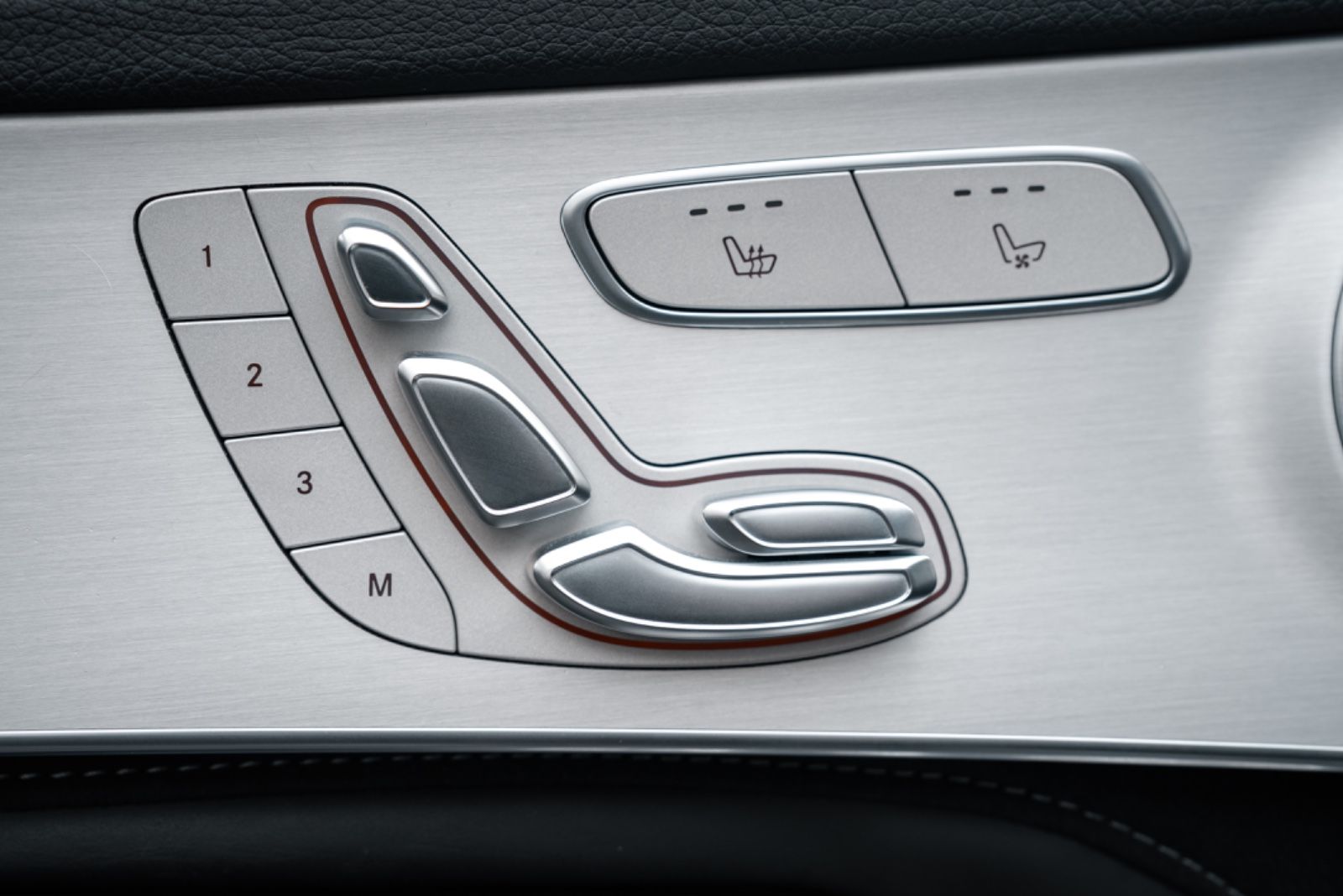 Fahrzeugabbildung Mercedes-Benz GLC 63 S AMG BUSINESS/HUD/PANO/NIGHT/BURM