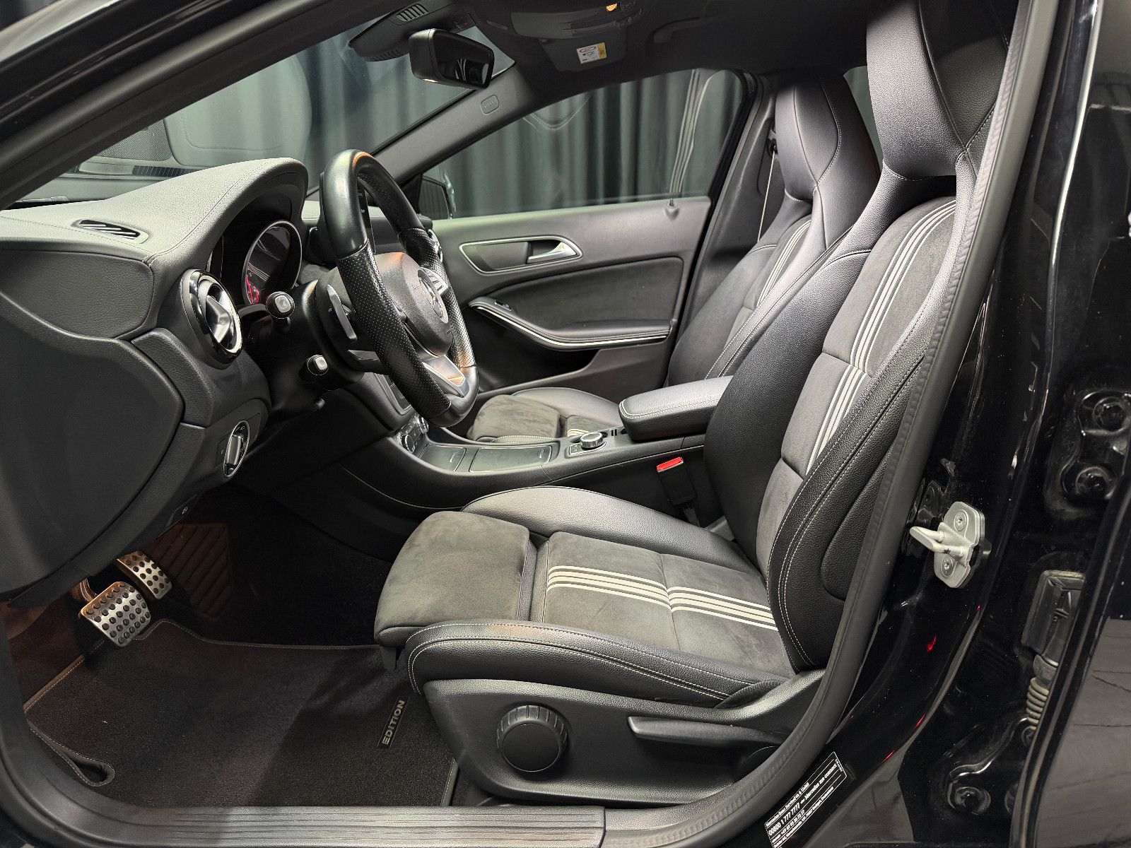 Fahrzeugabbildung Mercedes-Benz A 200 CDI|AMG-LINE|7G AUTOMATIK|NAVI|KAMERA