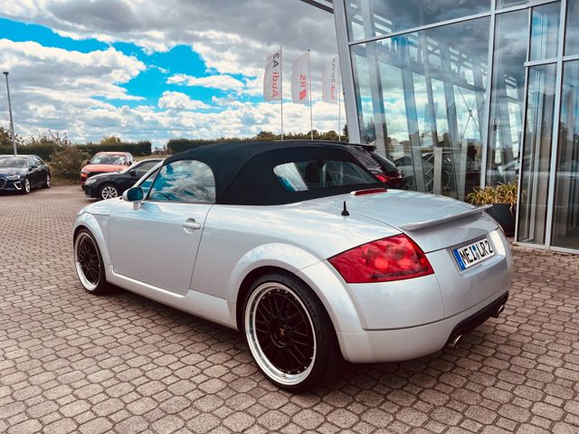 TT Roadster 1.8T quattro 165 kW