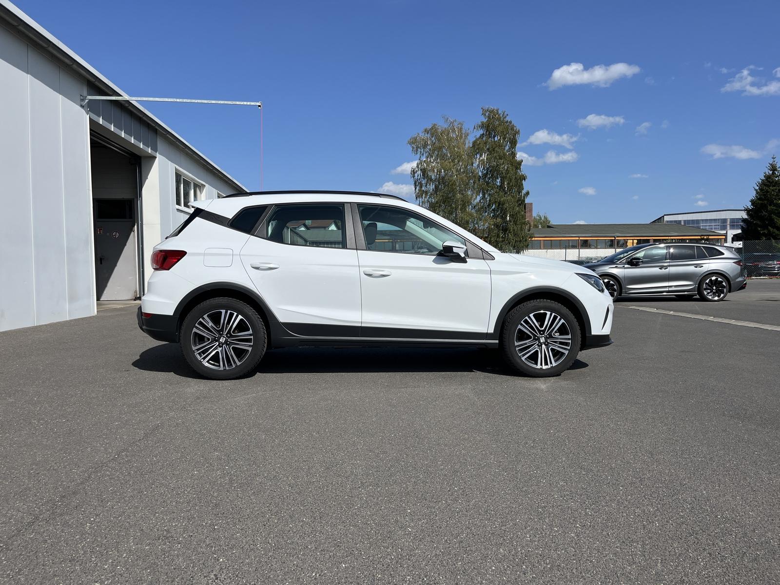 SEAT Arona 1.0 TSI DSG Style 112€ m.20% Anz. Navi LED, миниатюра 5