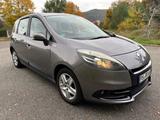 Renault Scenic TomTom Edition 1.6 16V 110 TomTom Edition - gebrauchte Renault Scenic aus dem Jahr 2012