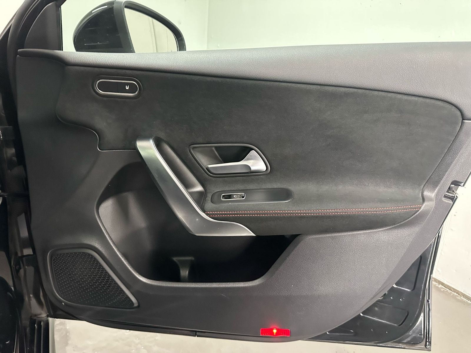 Fahrzeugabbildung Mercedes-Benz A 250 4MATIC AMG*KAMERA*PANO*SPUR*SH*TEMPO*19"